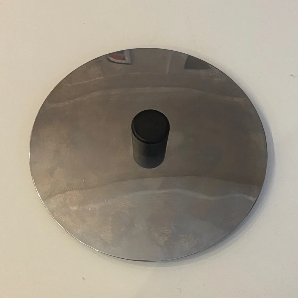 Alessi Round Stainless-Steel 7in lid in Silver and Black